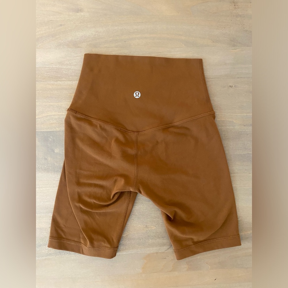 Lululemon High Rise Short 8” - Rust Brown - Picture 6 of 6